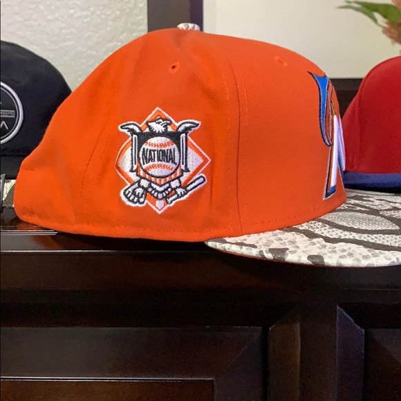 Hat - Picture 3 of 3